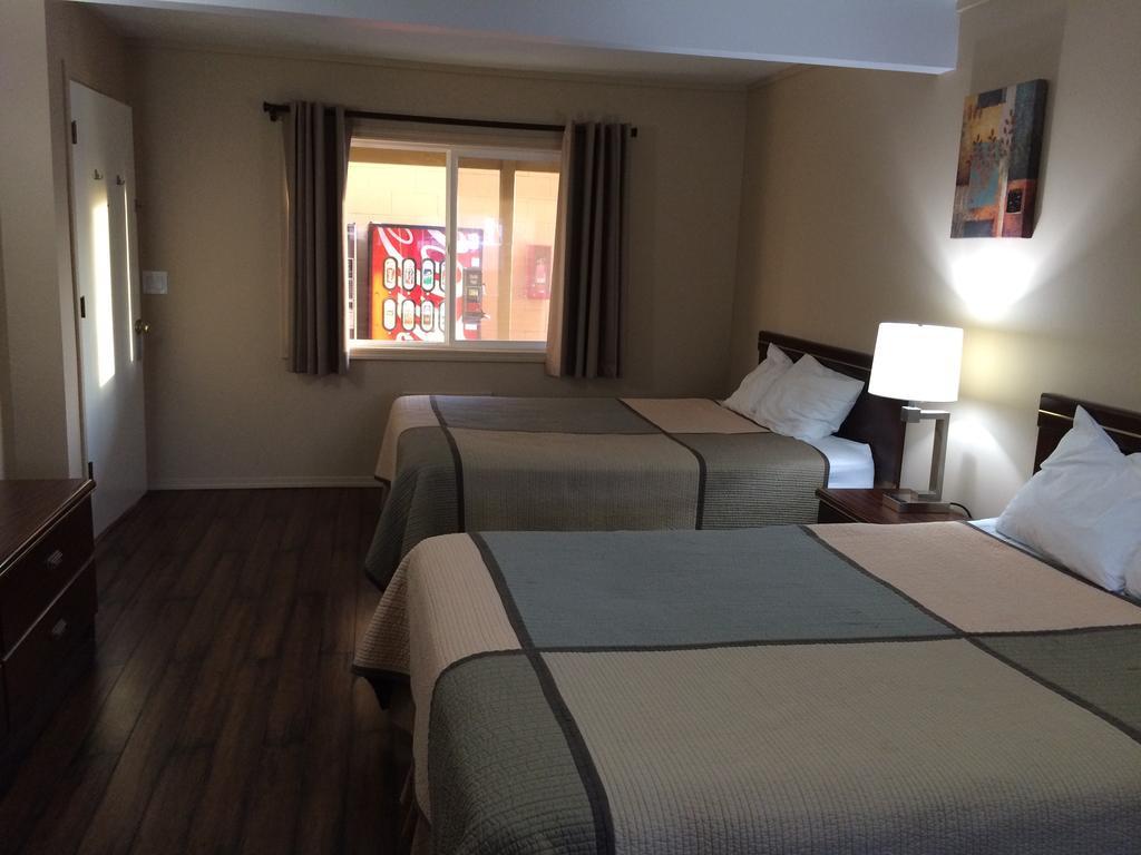 Townhouse Inn & Suites Klamath Falls Kültér fotó