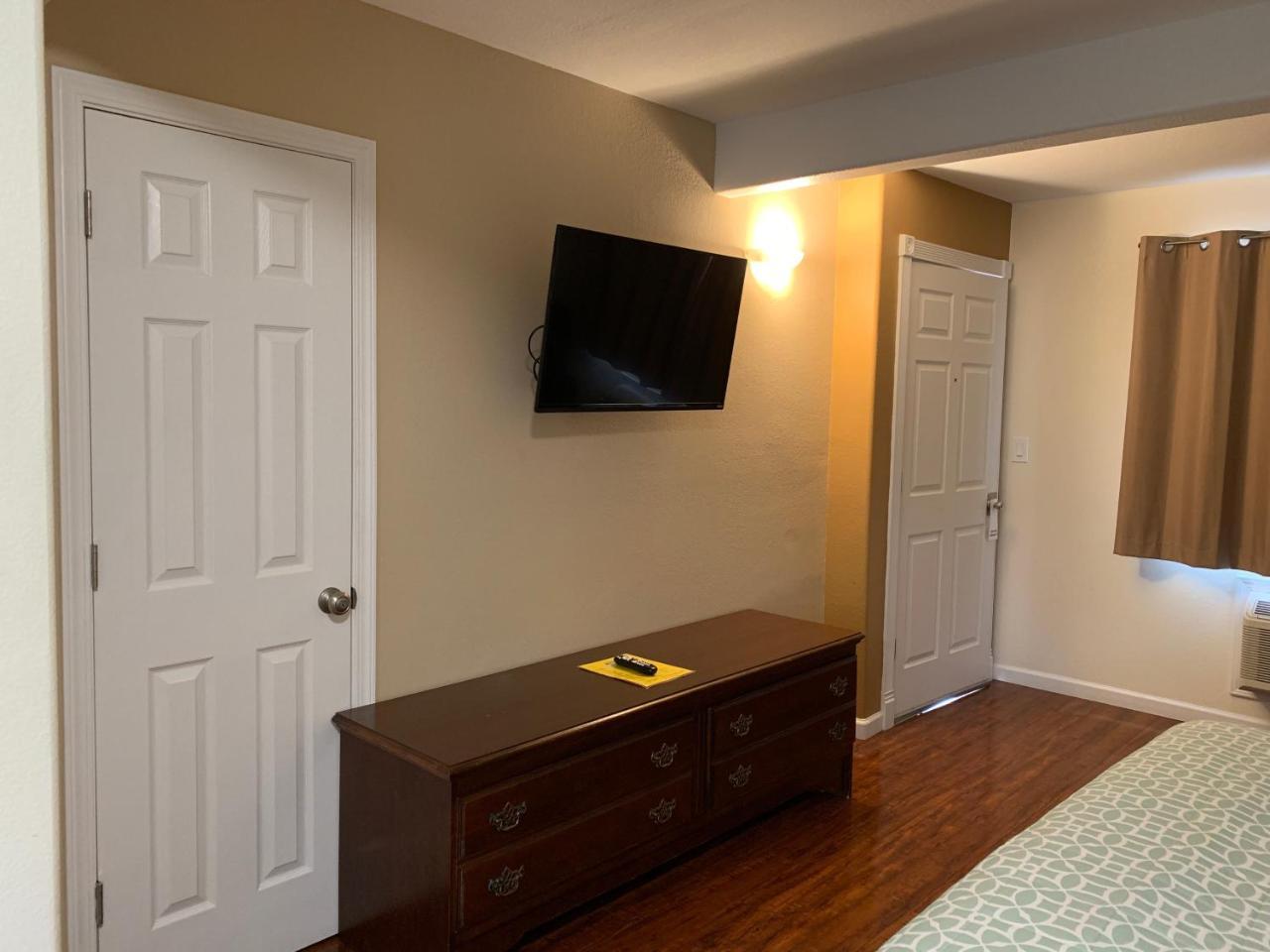 Townhouse Inn & Suites Klamath Falls Kültér fotó